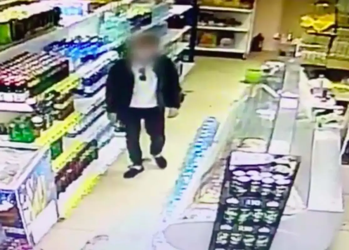 На астанчанина завели уголовное дело за кражу бутылки виски - видео