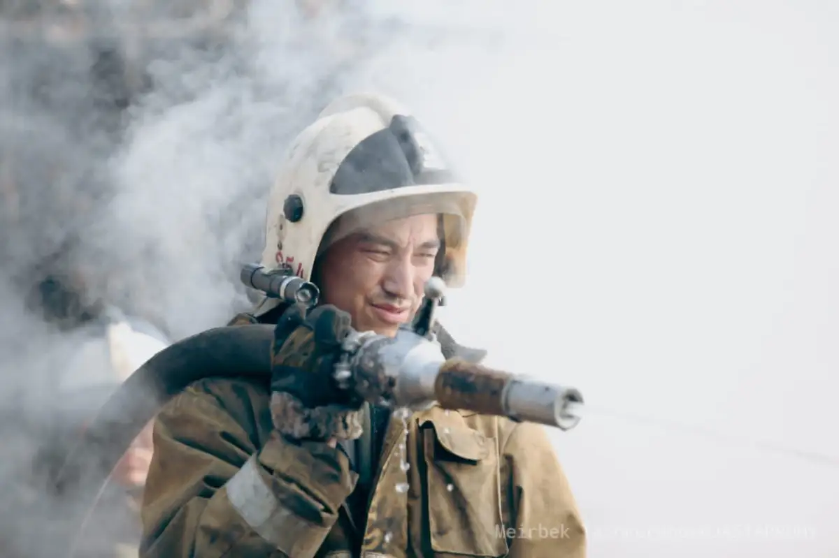 Отбой – министр по ЧС сообщил о локализации пожара в Костанайской области