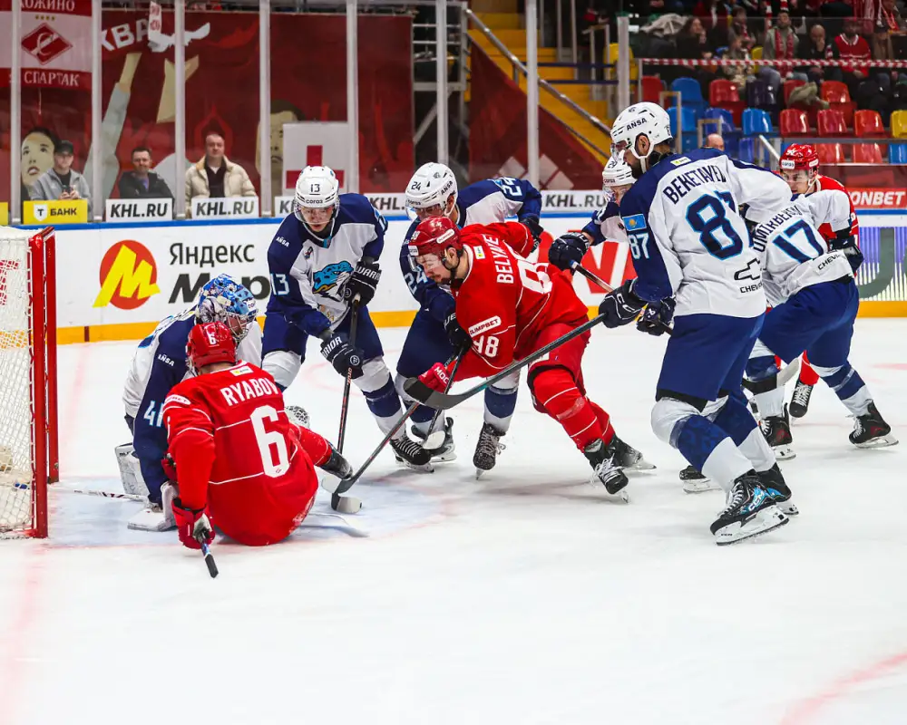 "Барыс" уступил "Спартаку"