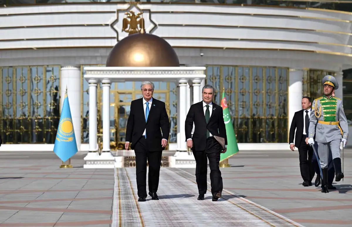 Президент Казахстана прибыл в Туркменистан
