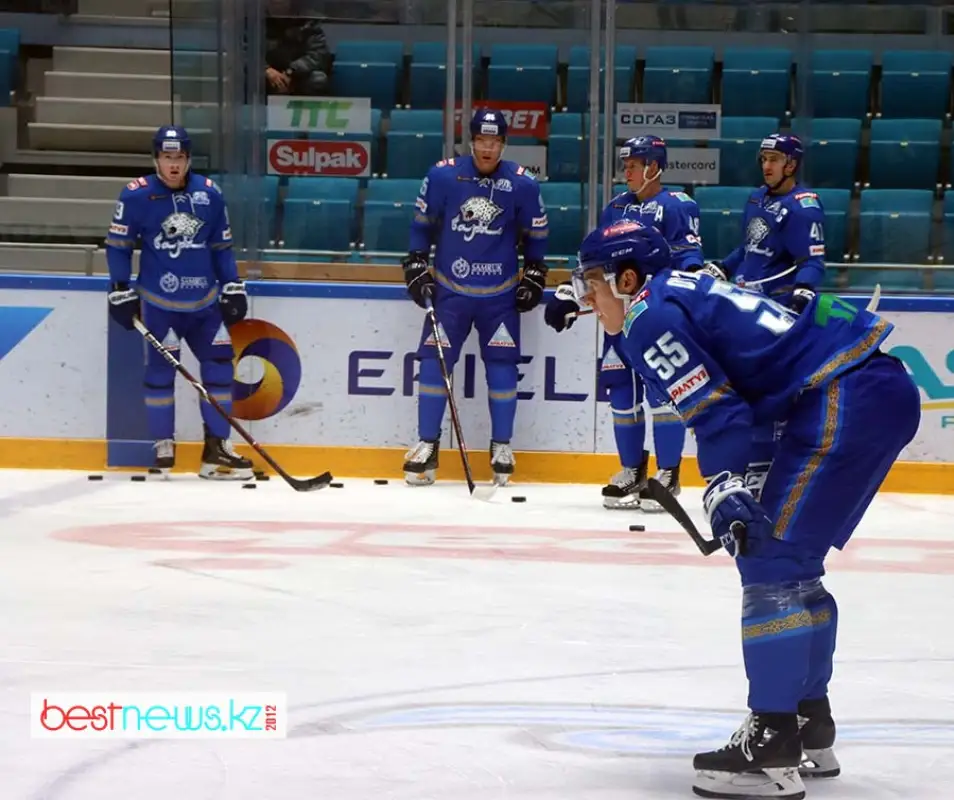 КФХ: акимат, КХЛ и "Барыс" решат судьбу серии с "Сибирью"