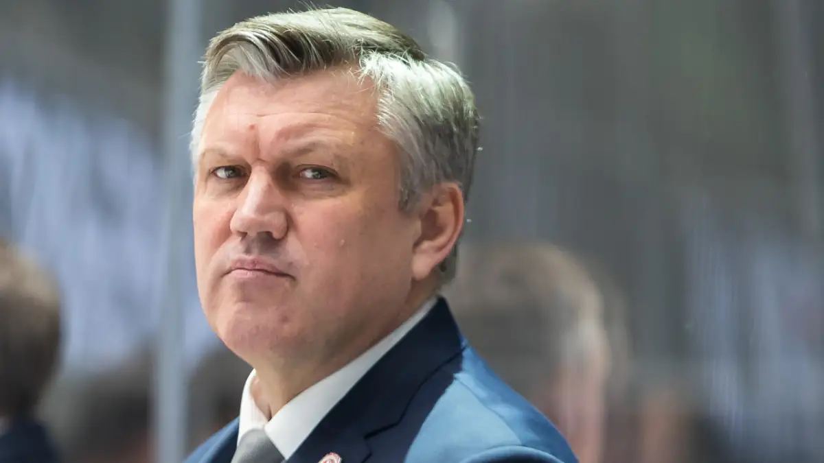 Запустил стулом в Радулова, суровый стиль: факты о новом главном тренере Барыса