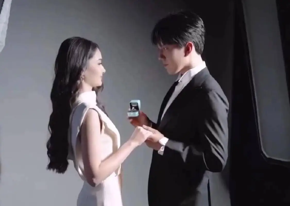 Димаш Кудайберген почти женился: певец снялся в свадебной рекламе