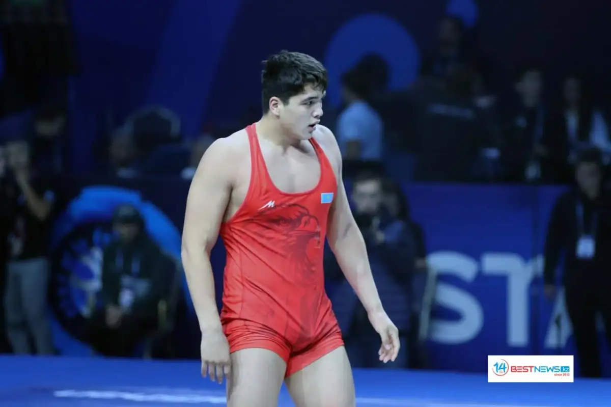 Едиге Касымбек одержал красивую победу на ЧМ в Астане