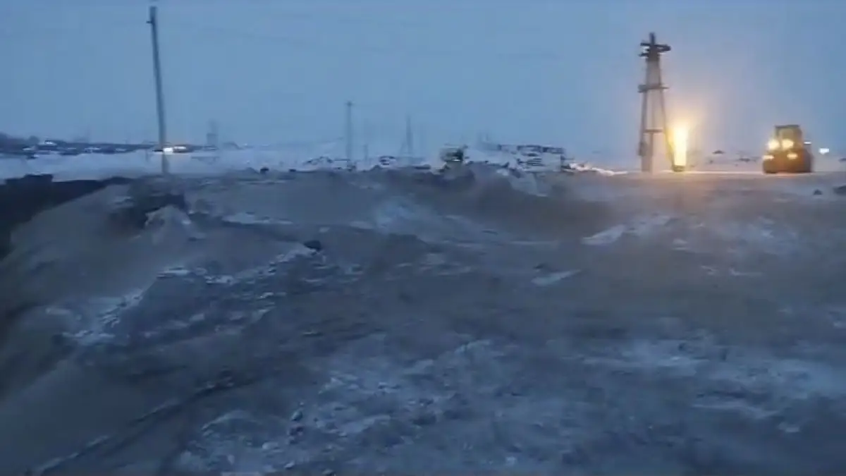 Автобус упал в шахту в Павлодарской области: глубина обвала может доходить до 150 метров