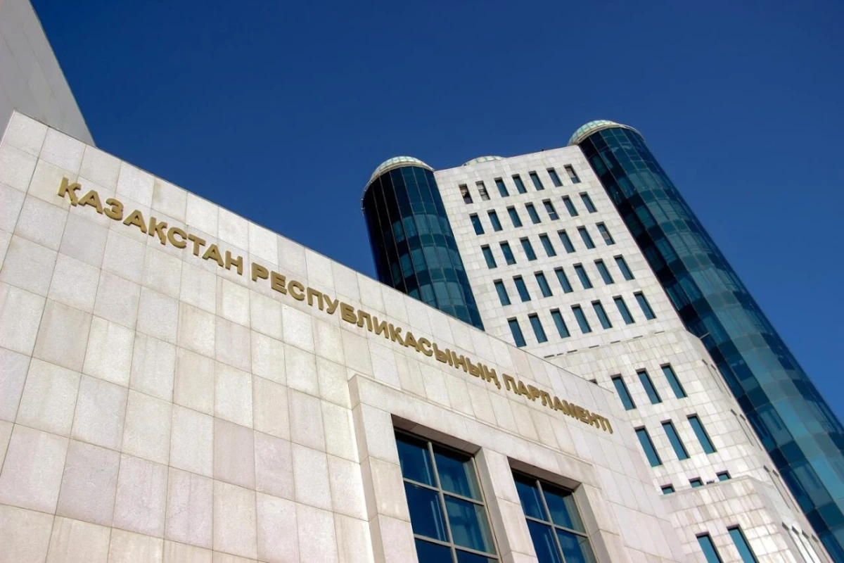 Президент Казахстана выступит на совместном заседании уходящего Парламента