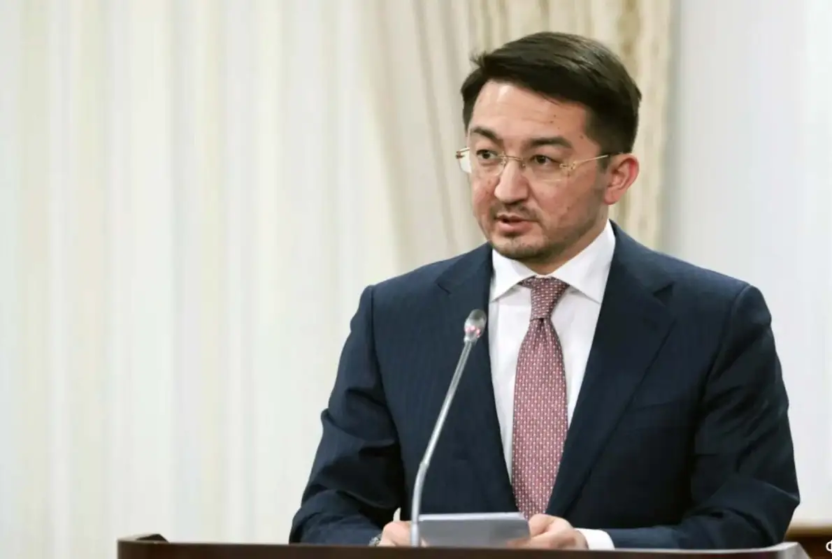 Глава МЦРИАП РК Жаслан Мадиев  оценил качество Интернет-услуг на фоне растущих тарифов