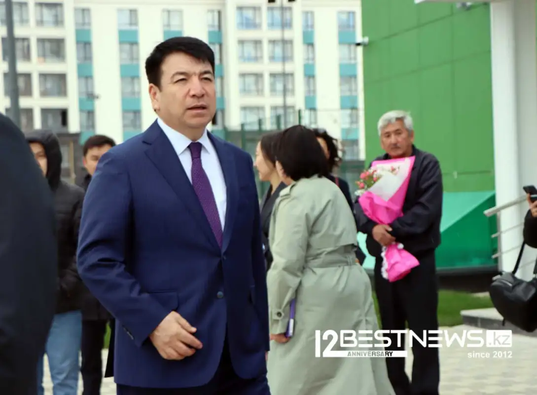 «Сахара многовато»: министр просвещения РК Гани Бейсембаев о пище в школьной столовой