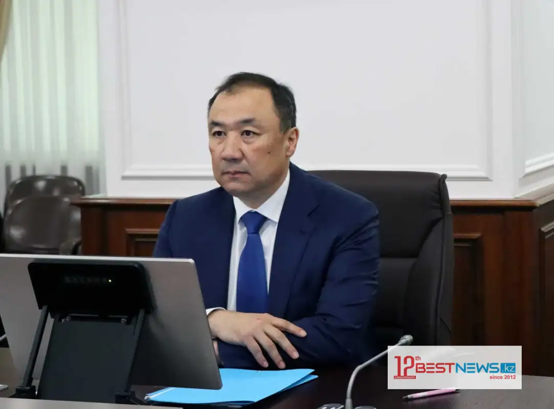 Новый министр транспорта Казахстана принес присягу