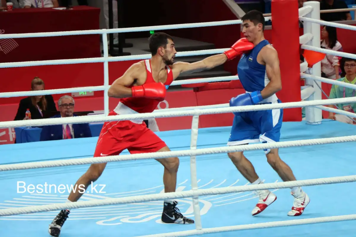 Айтжанов: «Сказал Шымбергенову: не волнуйся, может, и нокаутируешь соперника»
