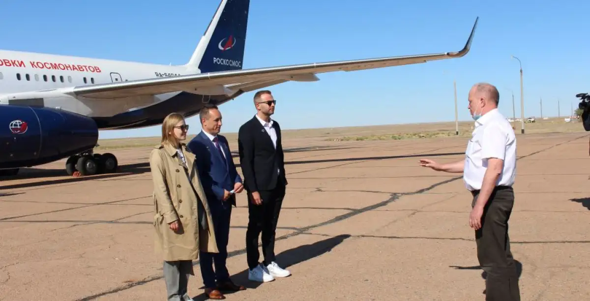 Актриса Юлия Пересильд прибыла на Байконур для подготовки к полёту в космос - фото