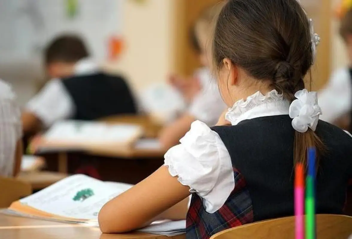 Смаилов заявил о строительстве школ за счет коррупционеров - видео