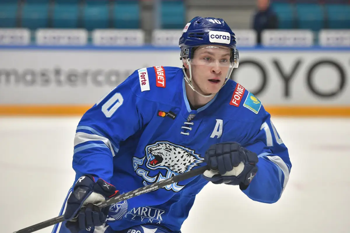 Никита Михайлис лидирует в опросе подписчиков блога "Serdalina. Всё hockey"