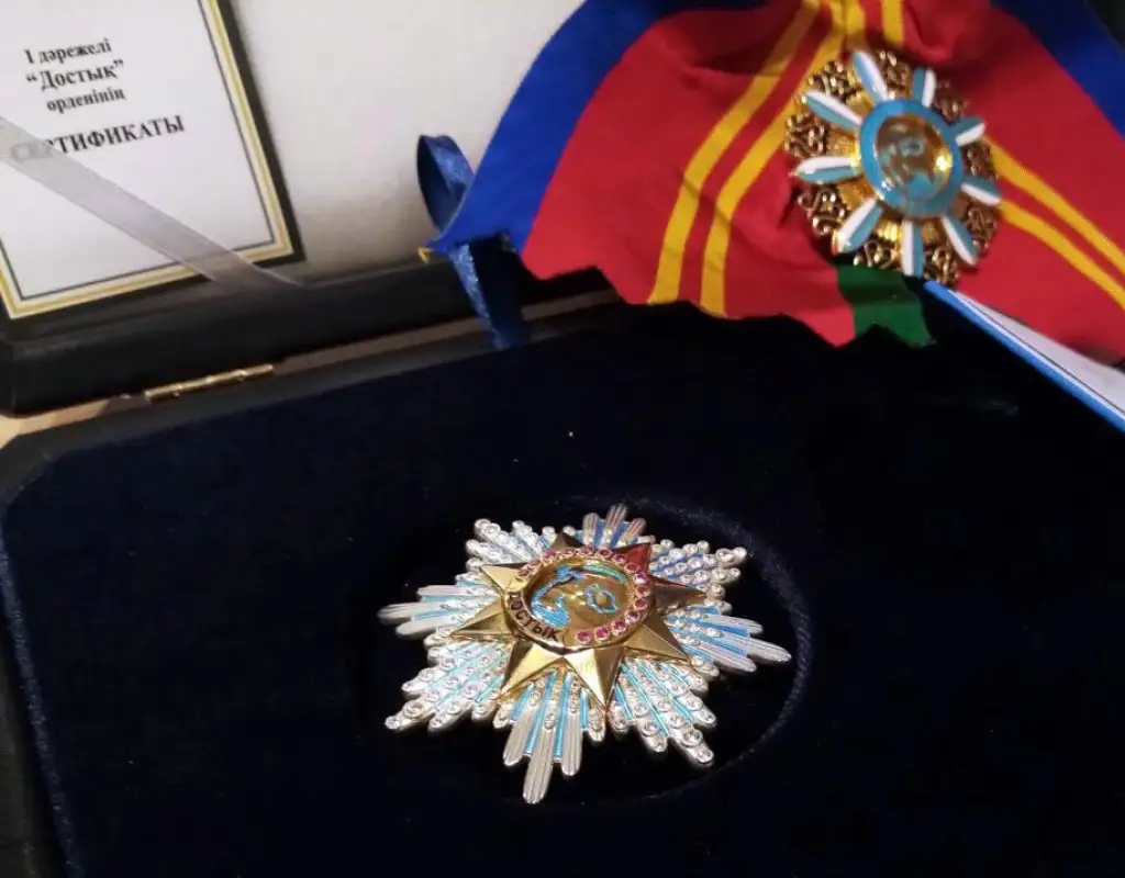 Токаев наградил Орбана орденом "Достык"