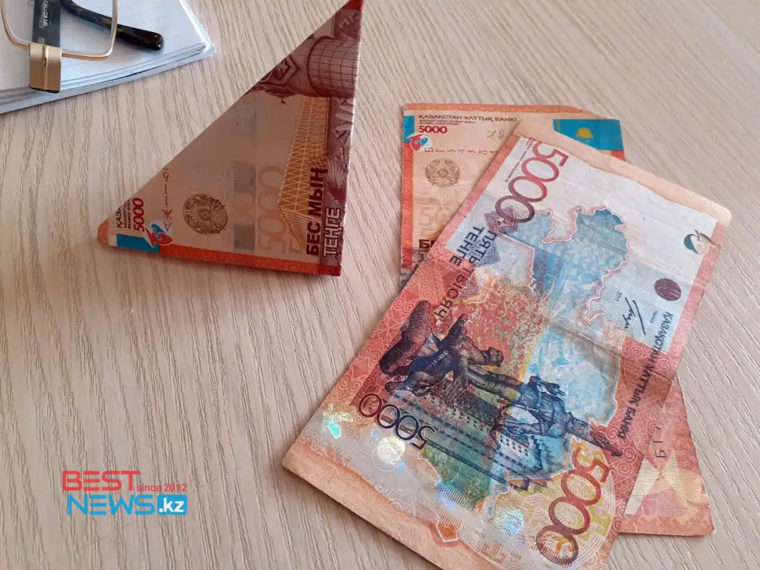 Депутаты просят наказать вайнеров и блогеров за вовлечение казахстанцев в пирамиды