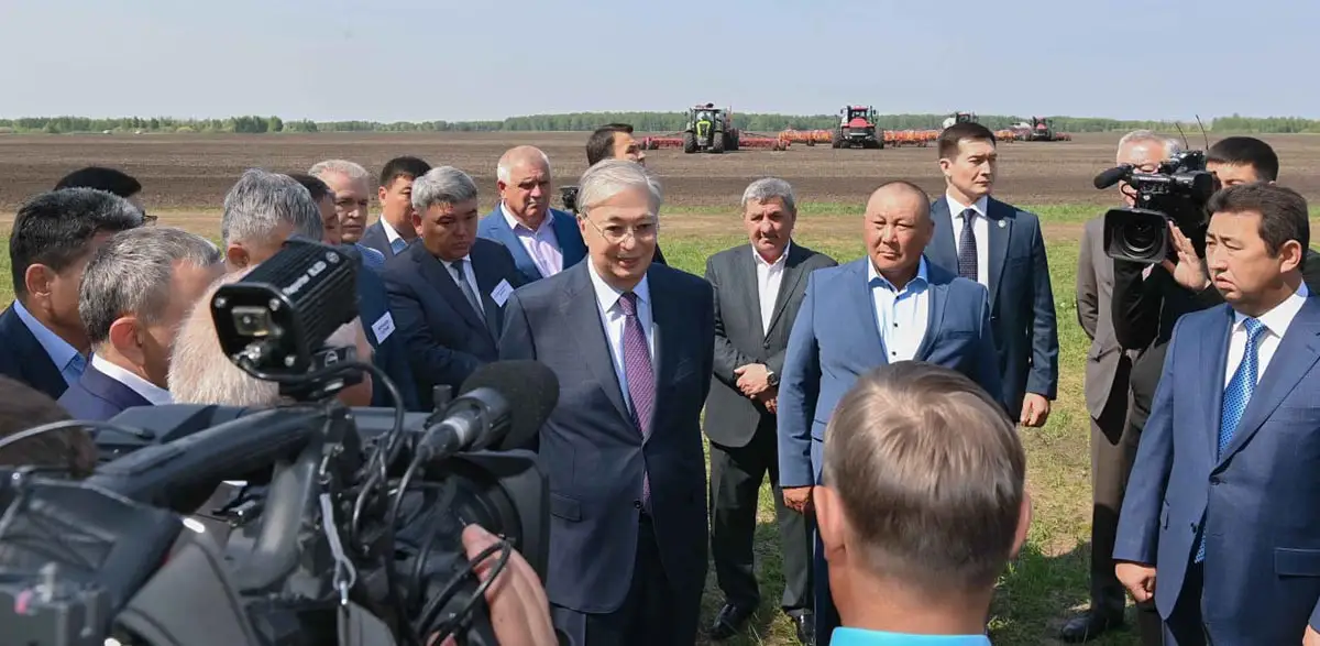 Токаев с юмором прокомментировал предложение Лукашенко вступить Казахстану в Союзное государство