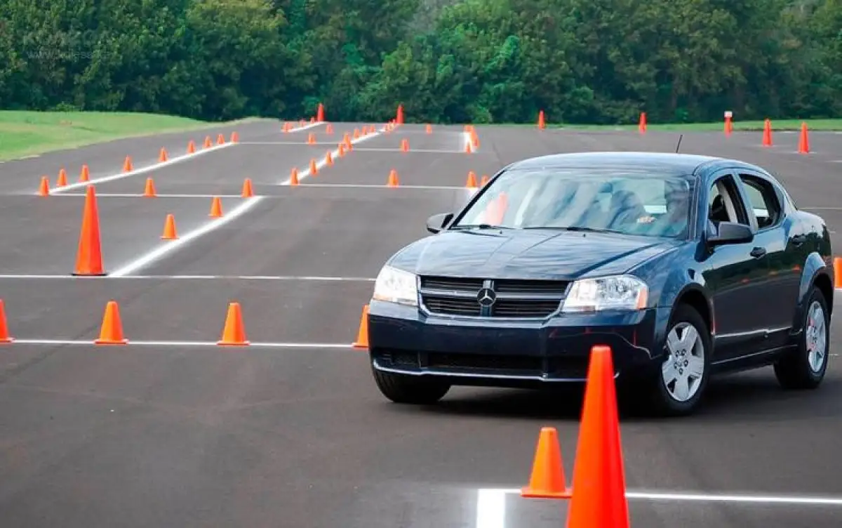 Женщины-депутаты Мажилиса предложили запрет на онлайн-подготовку будущих водителей в Казахстане