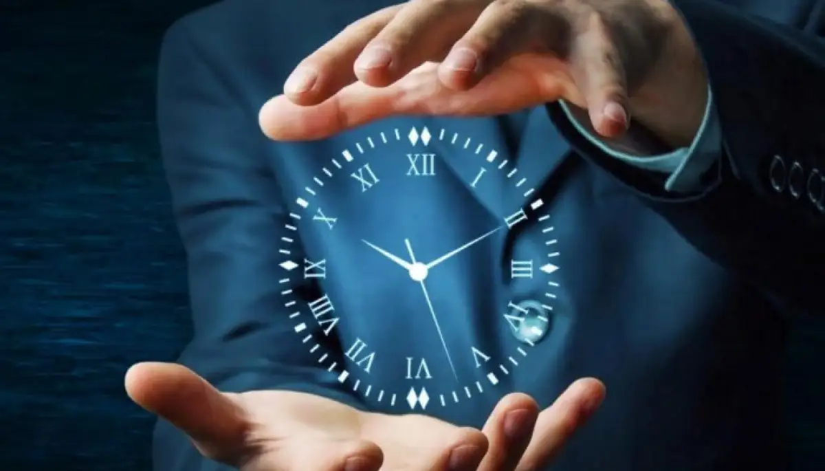 Суд Астаны не признал незаконным постановление Правительства о переводе часов в Казахстане