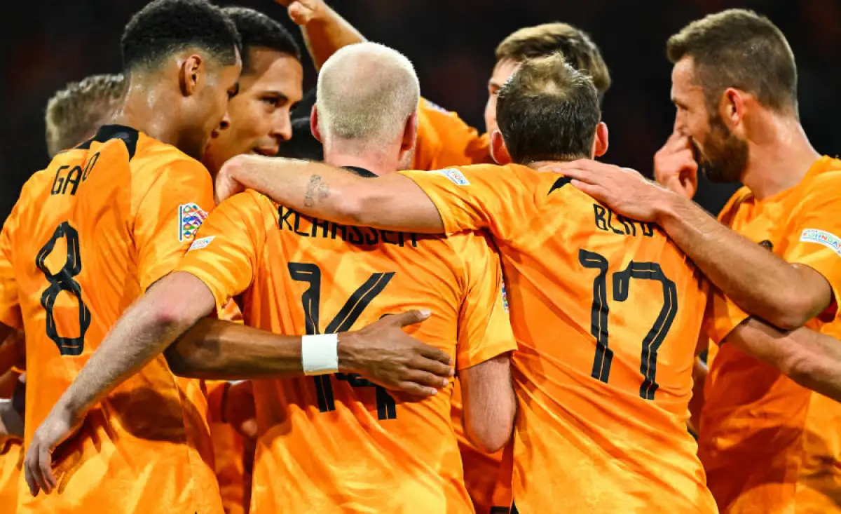 Нидерланды на последних минутах вырвали победу у Сенегала