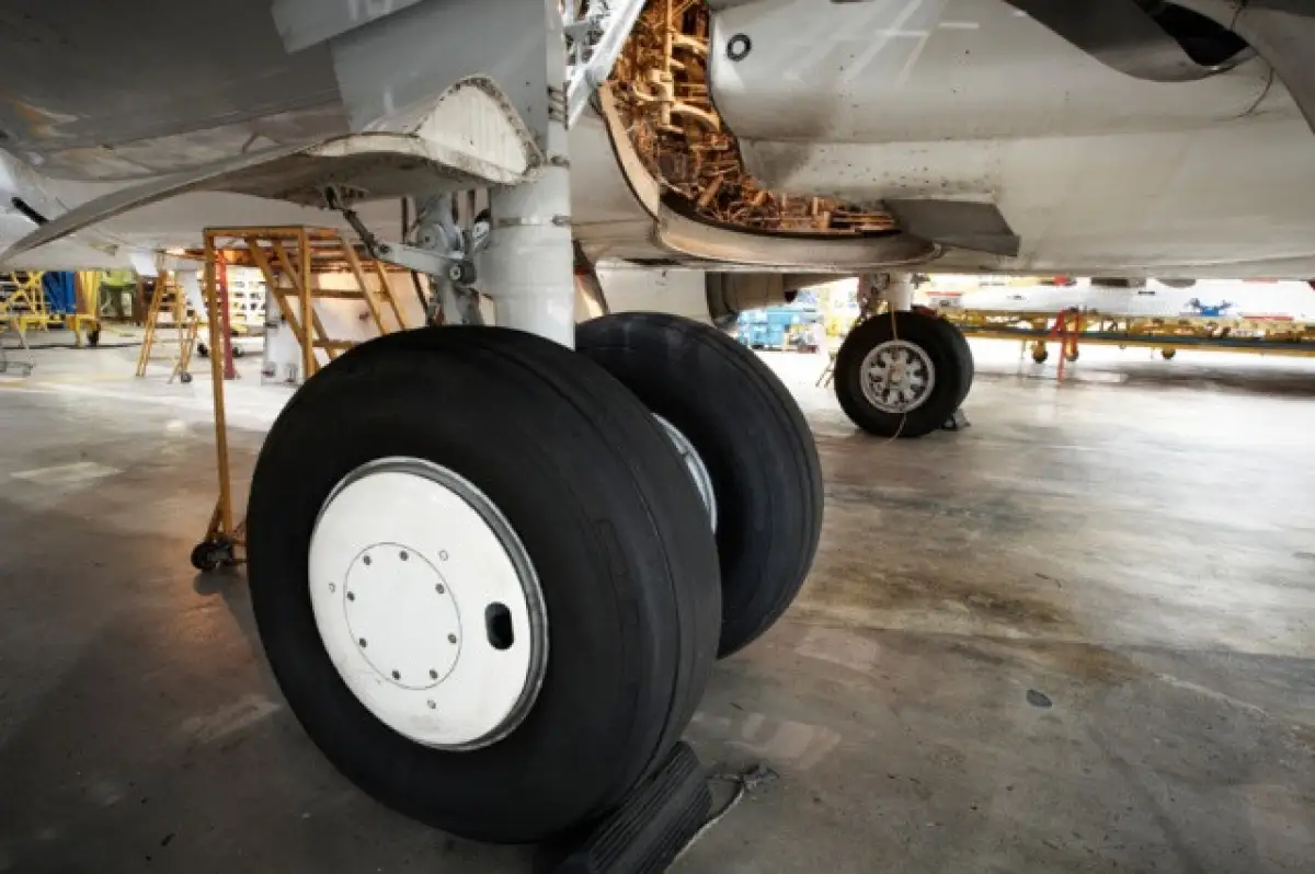 Какие авиарейсы сокращены или приостановлены в Казахстане