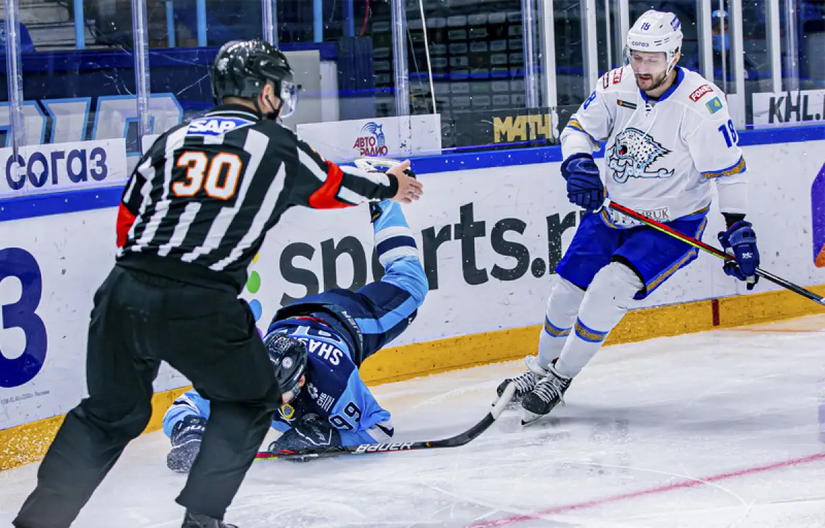 Состав "Барыса" на матч с "Сибирью"