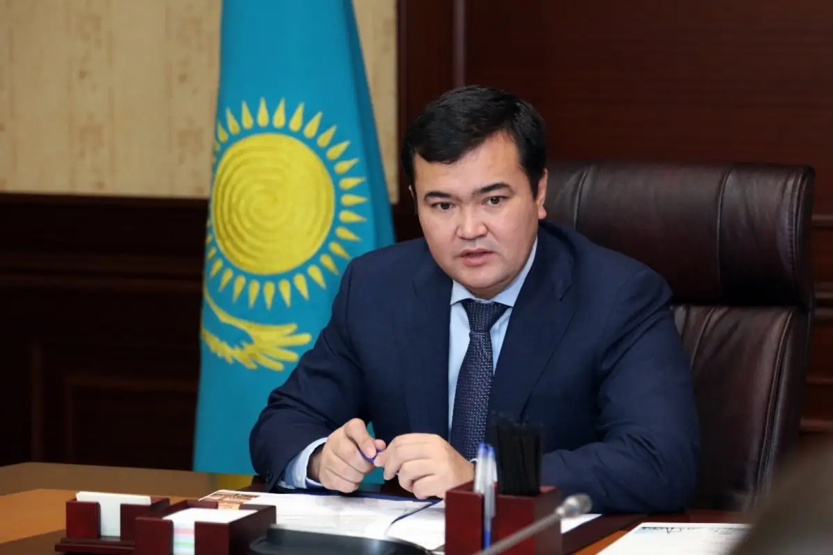 Аким Астаны не намерен «никого менять» в команде