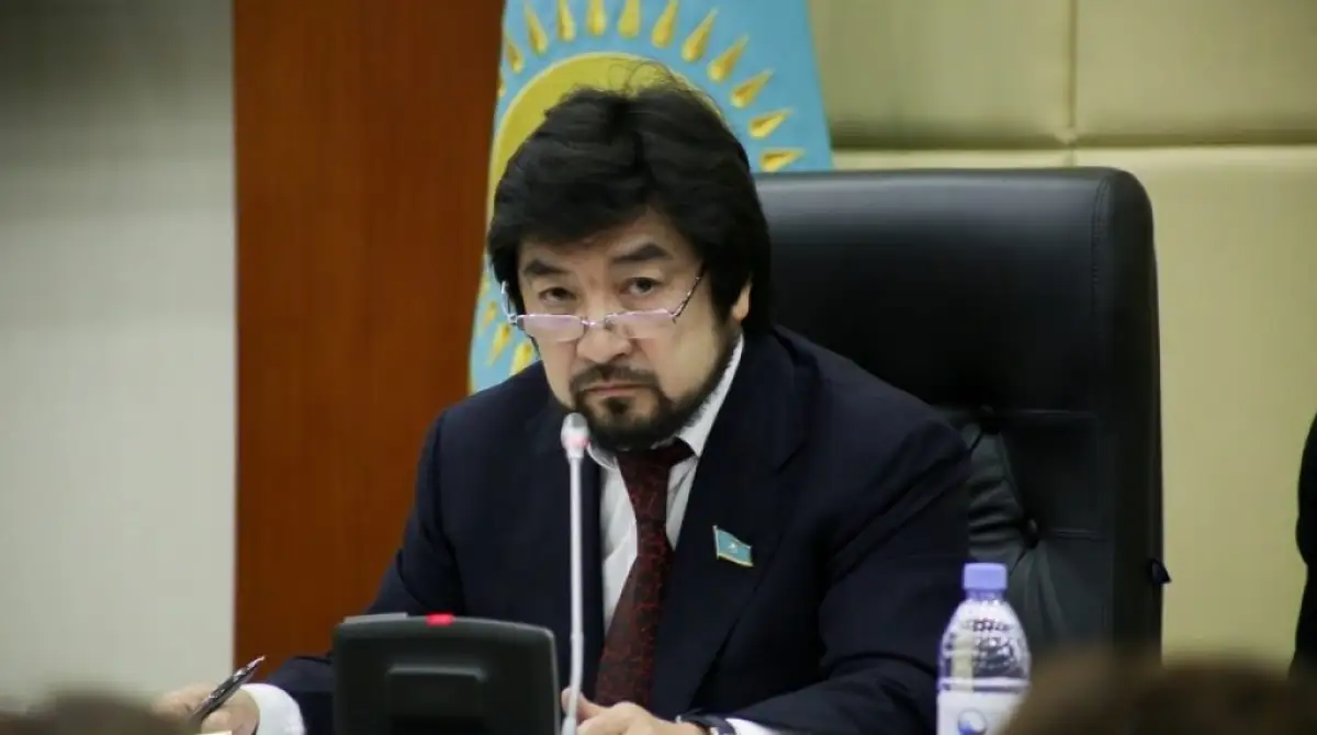 У депутата Мажилиса Бекболата Тлеухана выявили коронавирус