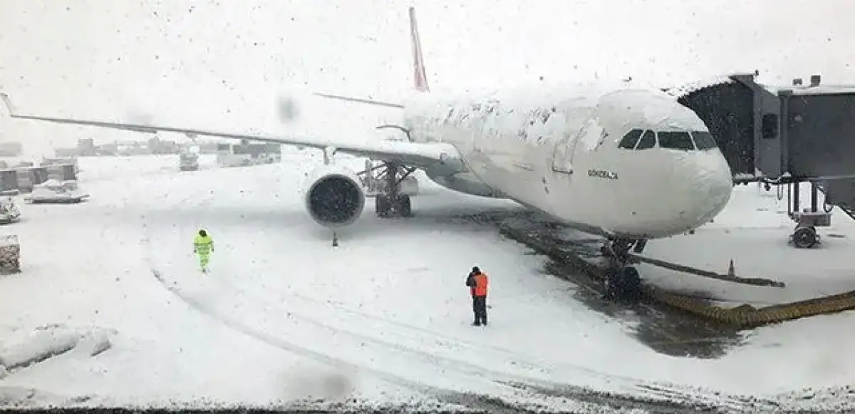 Когда в аэропорту Алматы восстановят график рейсов после снегопада