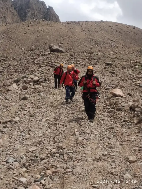 Спасатели нашли пропавшего мужчину на горном леднике в Алматы