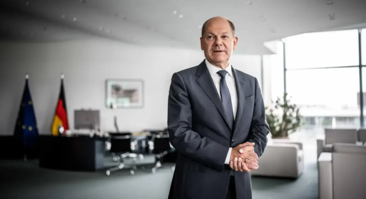 Федеральный канцлер Германии Олаф Шольц прибывает в Казахстан