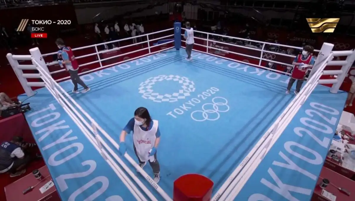 Олимпиада в Токио: ринг дезинфицируют после каждого боя - фото