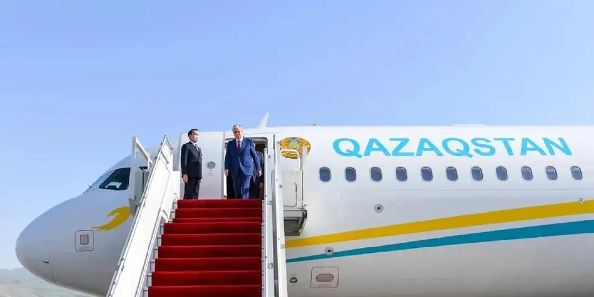 Президент Казахстана посетит Баку