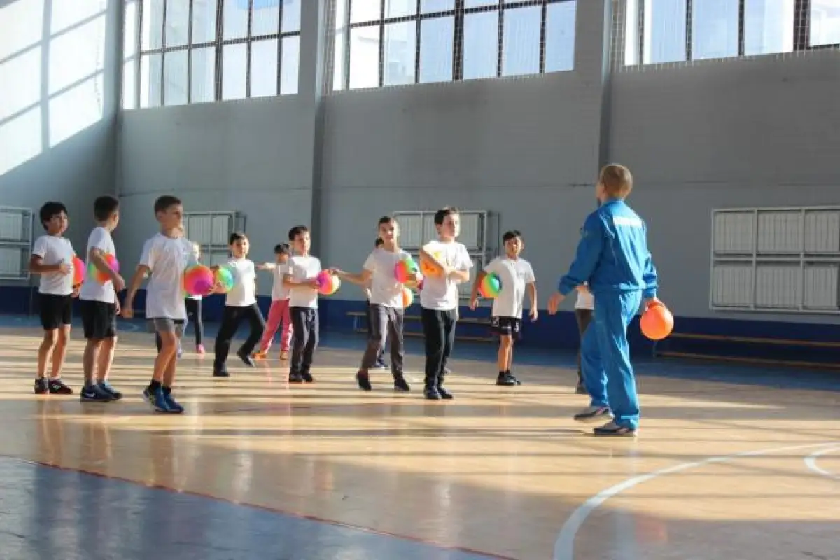 Раимкулова рассказала Токаеву о новом кино и развитии массового спорта