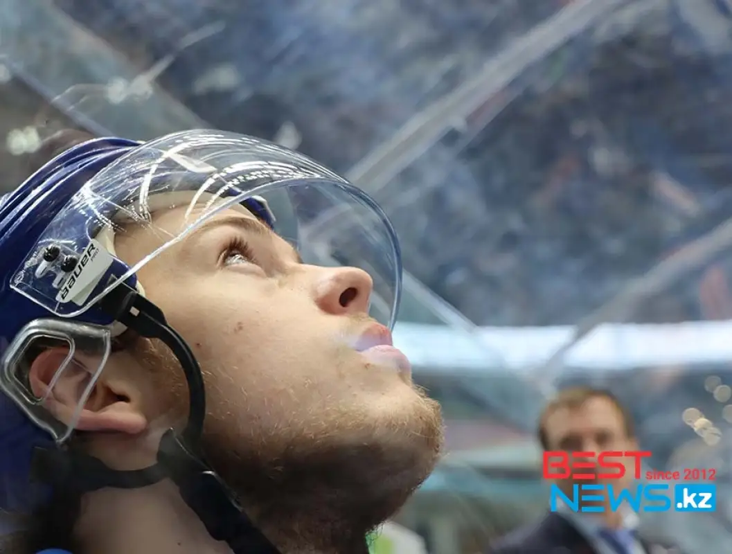 Лучшие фото-эпизоды с матча Барыс-Локомотив