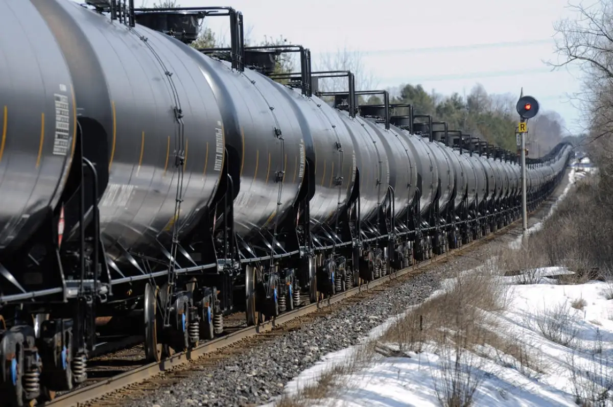 Бозумбаев рассказал о реакции России на возможный экспорт казахстанской нефти в Беларусь   