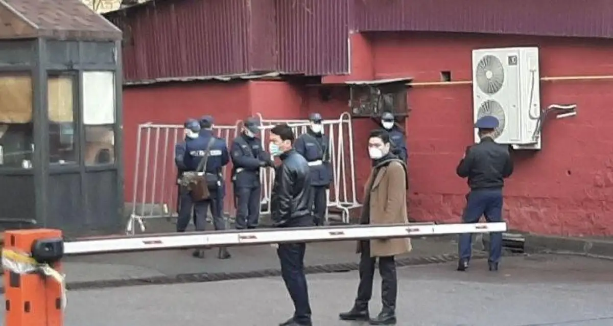 Почему в Нур-Султане не закрываются на карантин жилые дома по аналогии с Алматы