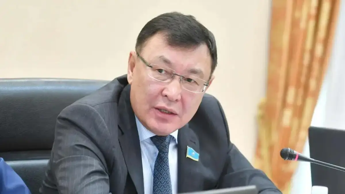 «Не поддерживаю предложение об амнистии для водителей-«лишенников»- сенатор Кожаев