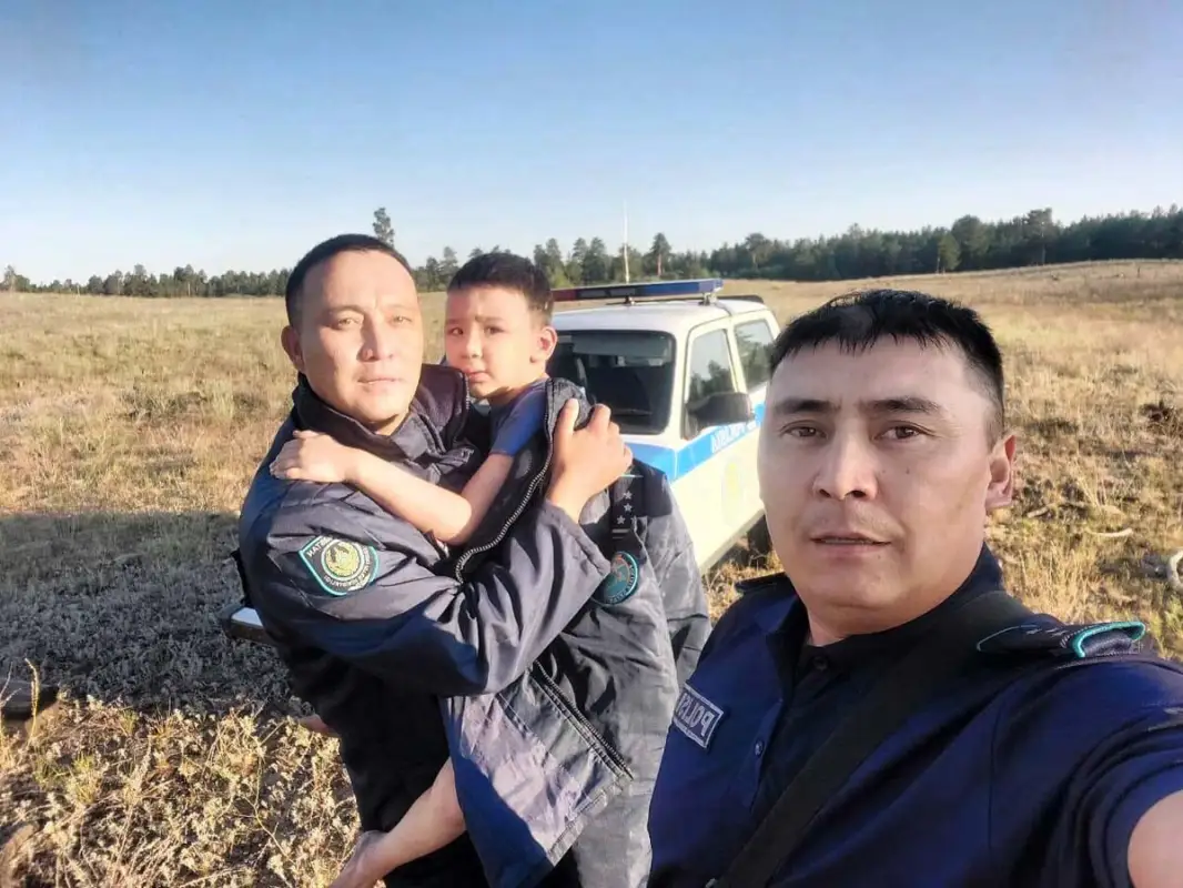 Слезы матери, эмоции волонтеров: чем завершились поиски ребенка в Семее