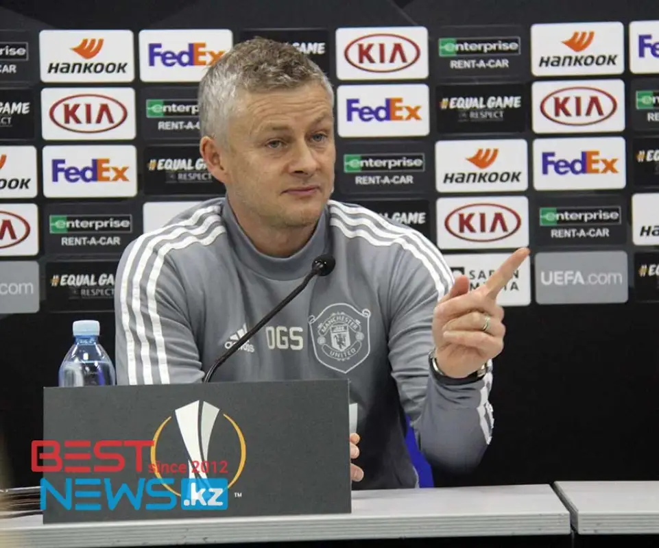 Тренер «Манчестер Юнайтед» прогнозировал счет на матч с «Астаной»