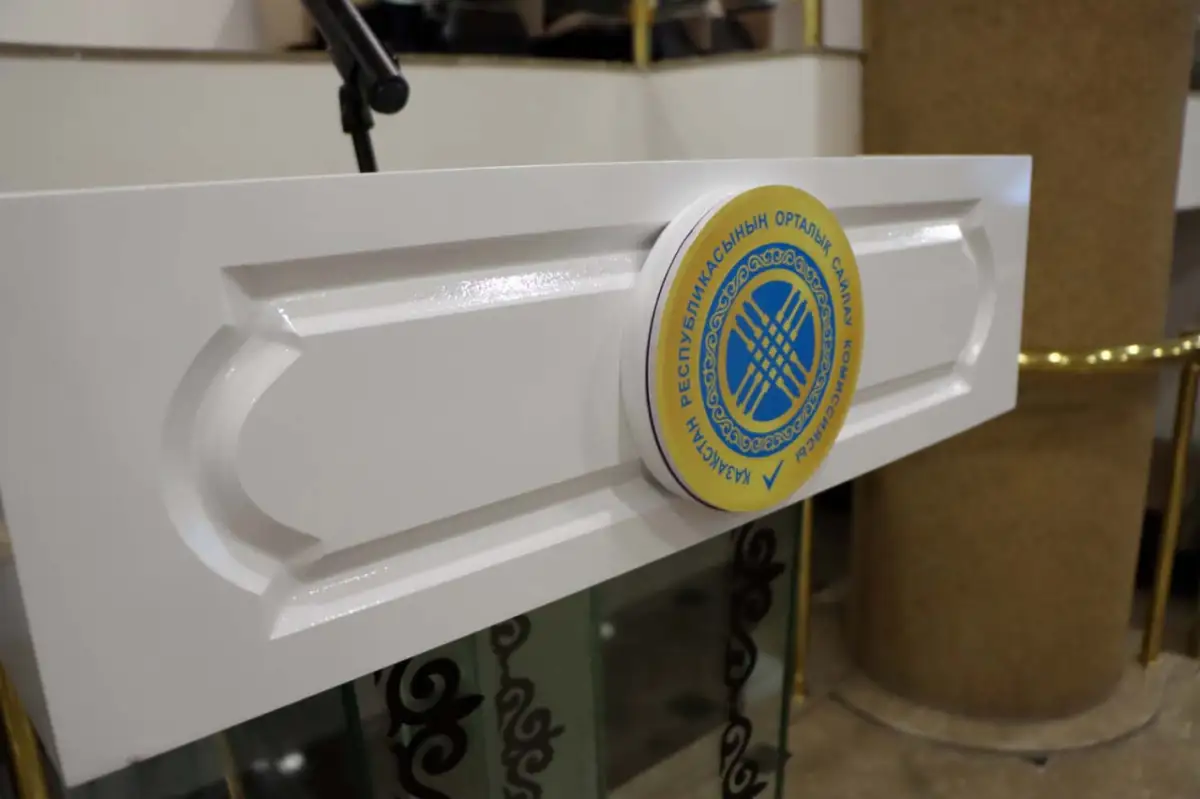 Двое членов ЦИК уходят в отставку