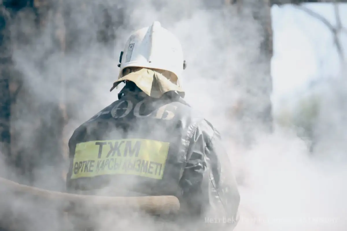 Тела трех человек обнаружили после пожара в селе Полтавка