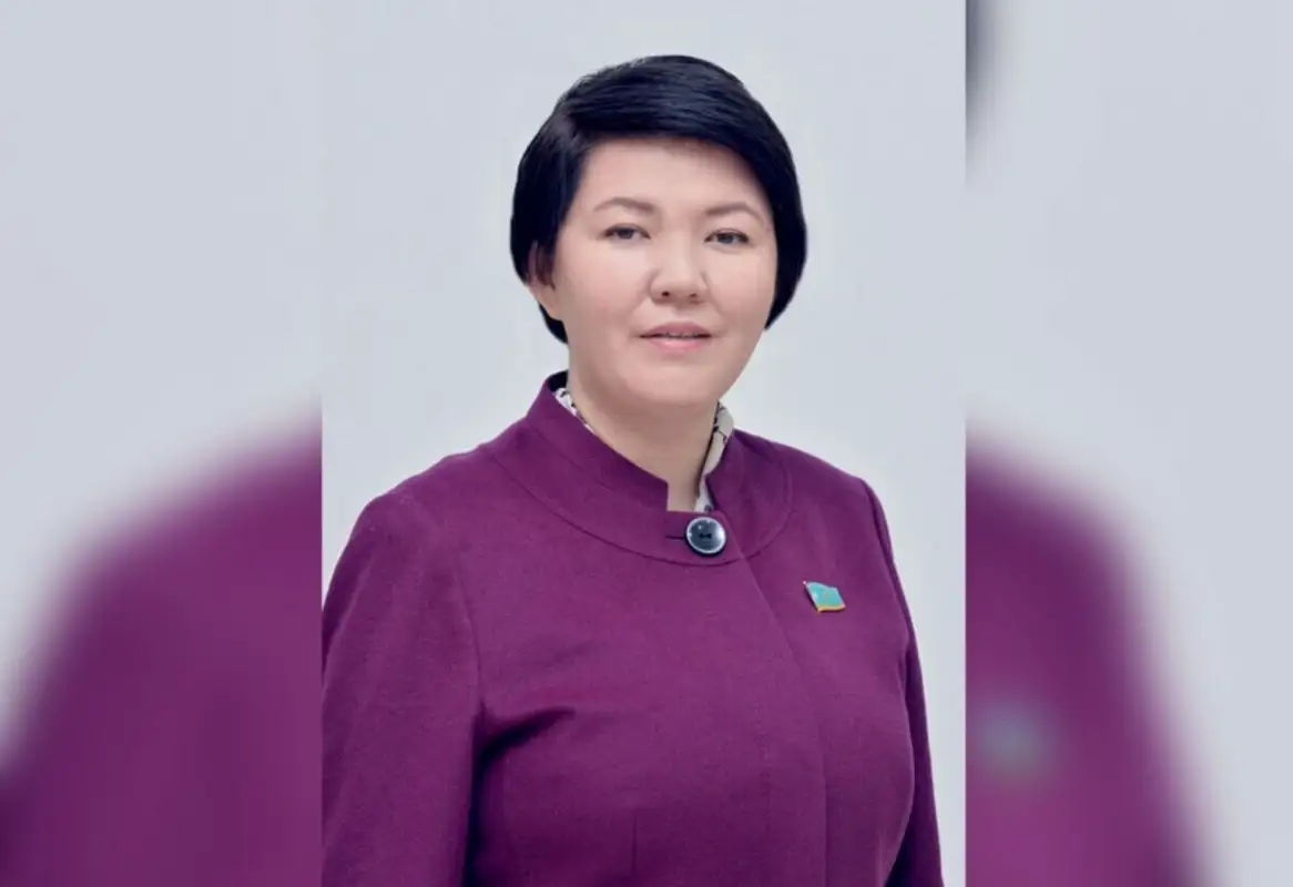 Депутат Мажилиса назначена на должность министра просвещения РК