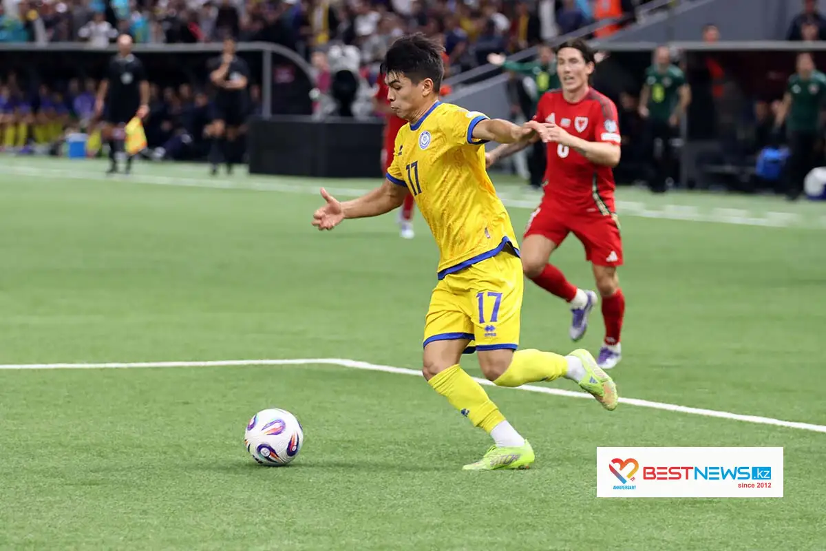 Казахстан уступает Уэльсу после первого тайма