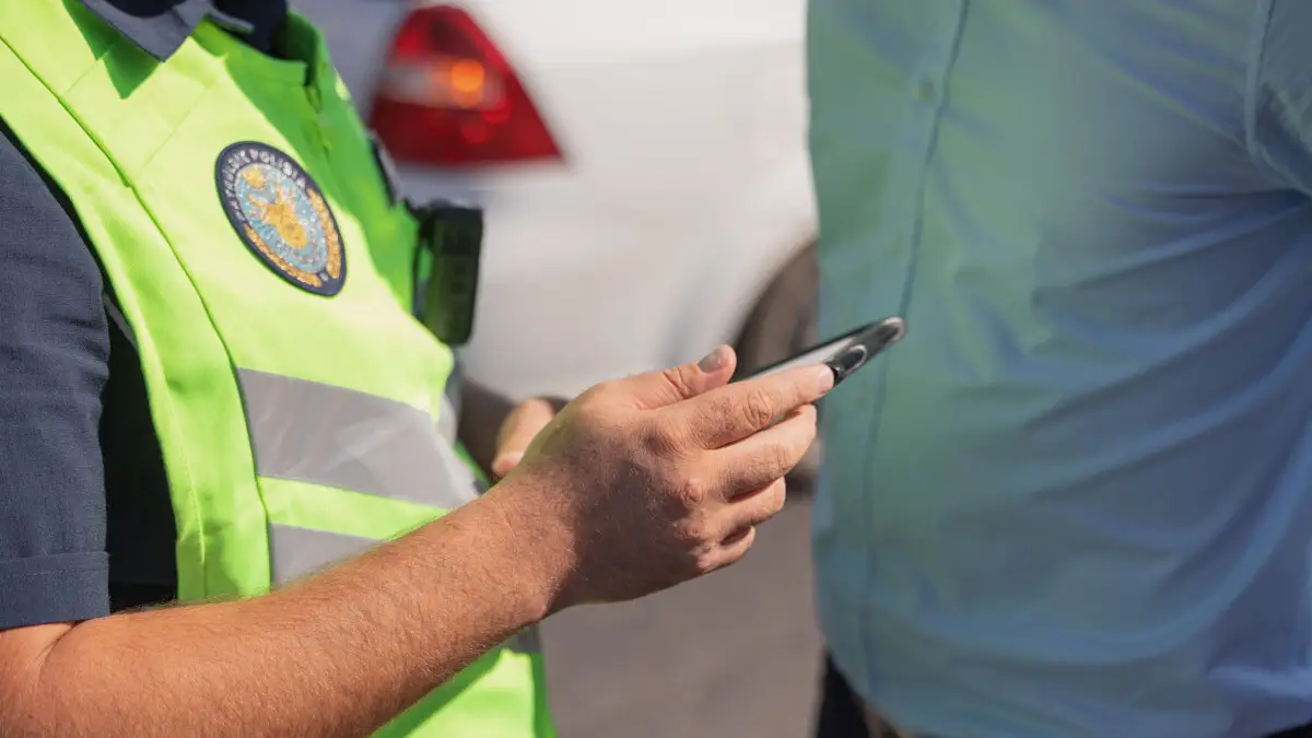 "Правительство Казахстана поддержало отмену льготы при оплате штрафов за нарушении ПДД" - сенатор Кожаев