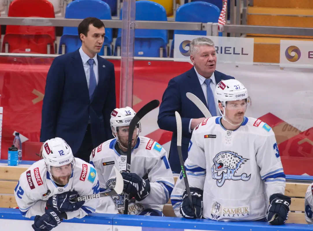 Юрий Михайлис не согласился с критикой игроков и своего ассистента