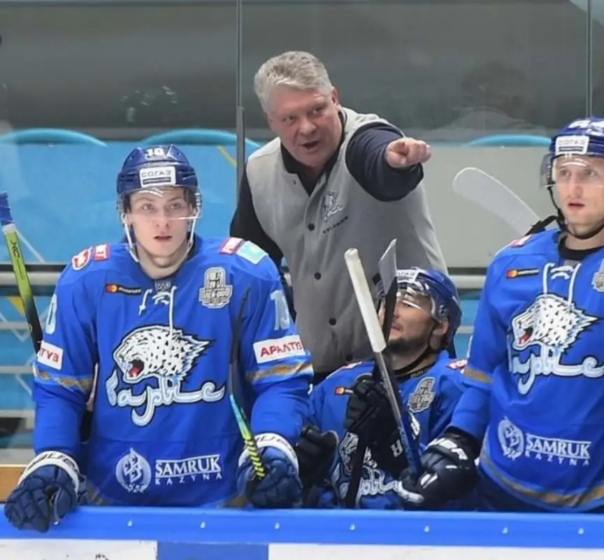 "Почему нет?" Главный тренер Барыса ответил, уедет ли Никита Михайлис в NHL