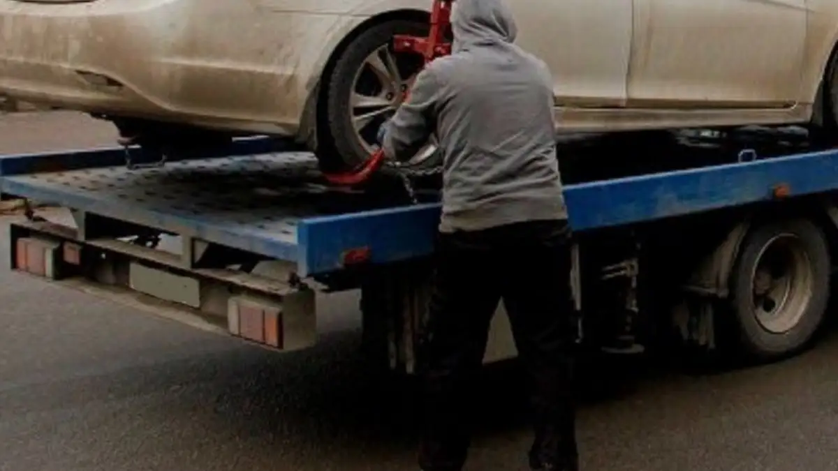 Астанчанин на эвакуаторе угнал и продал чужое авто