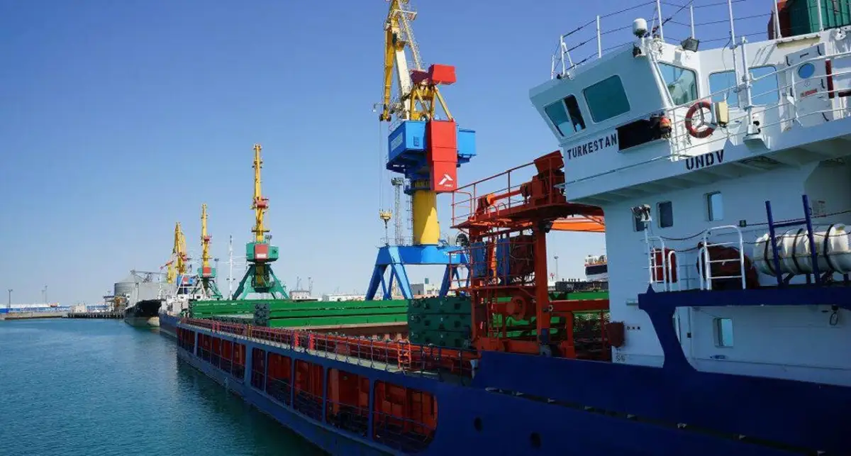 Первая партия казахстанской нефти отправлена в Баку