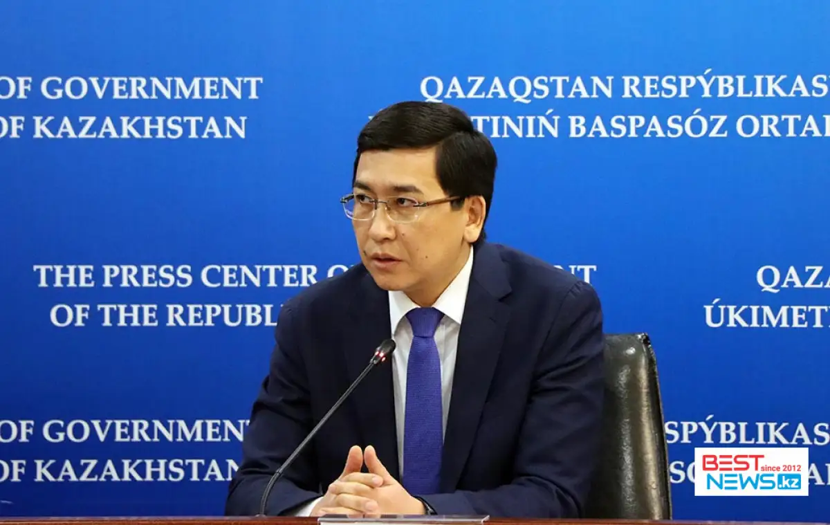 Like для Аймагамбетова - министр призвал  не устраивать «показуху» во время онлайн-эфиров