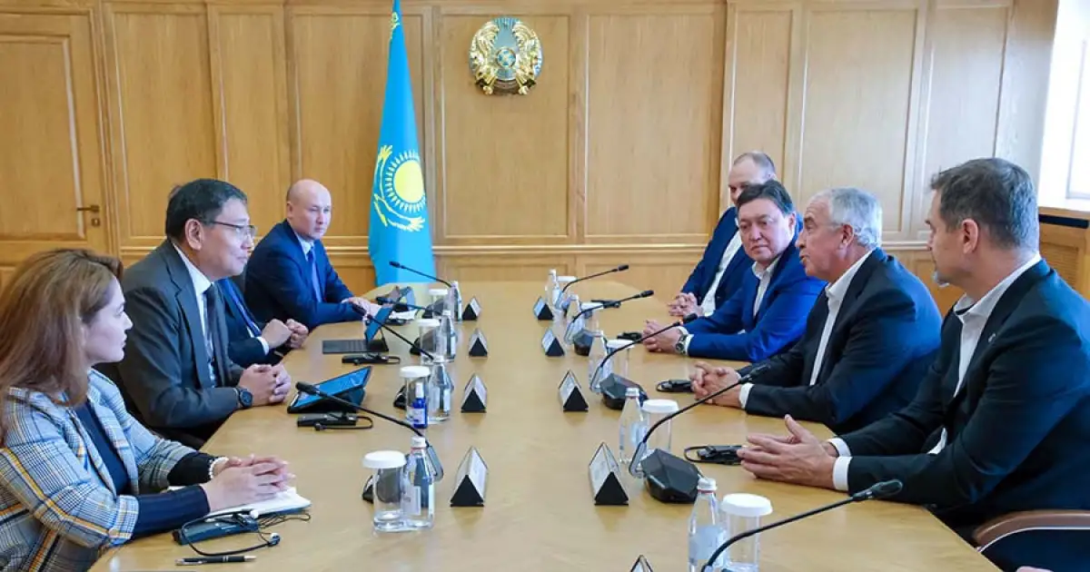 Два города Казахстана могут принять ЧМ по хоккею среди ТОП-команд